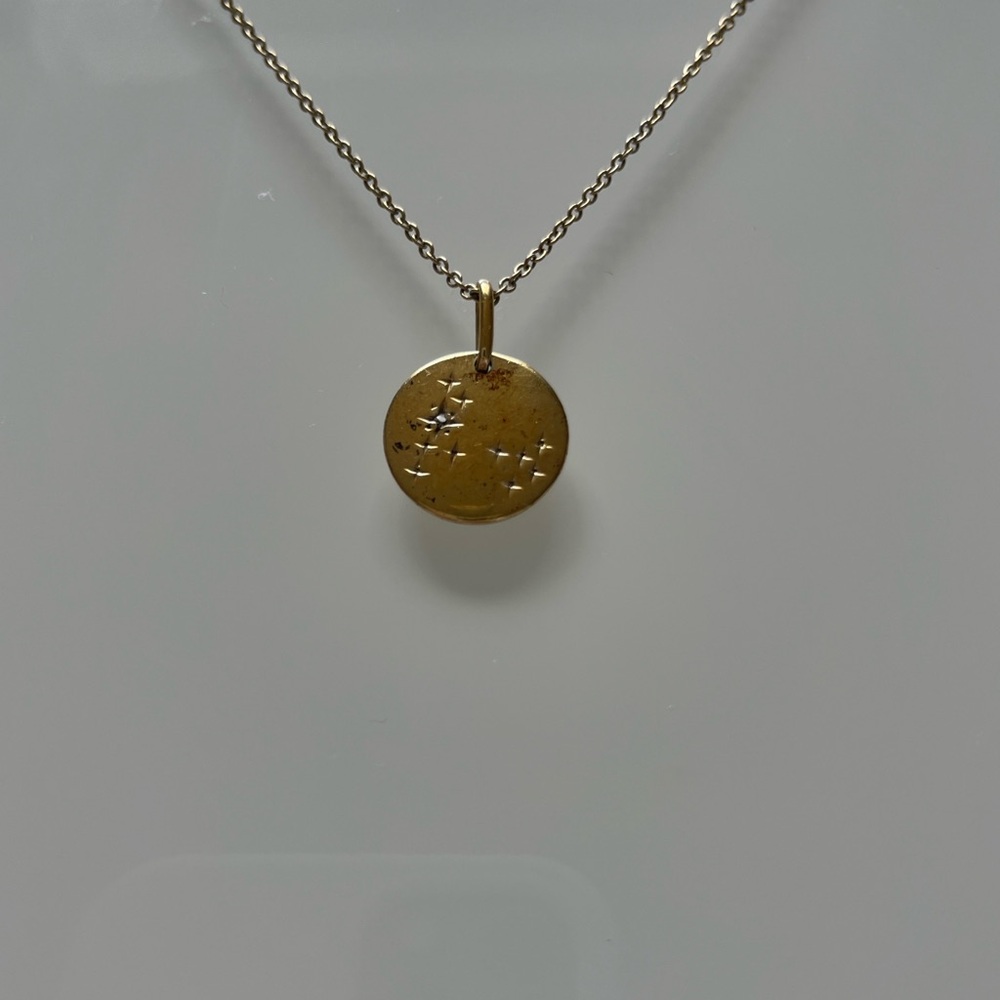 Mejuri Pisces Zodiac Necklace - Picture 2 of 10